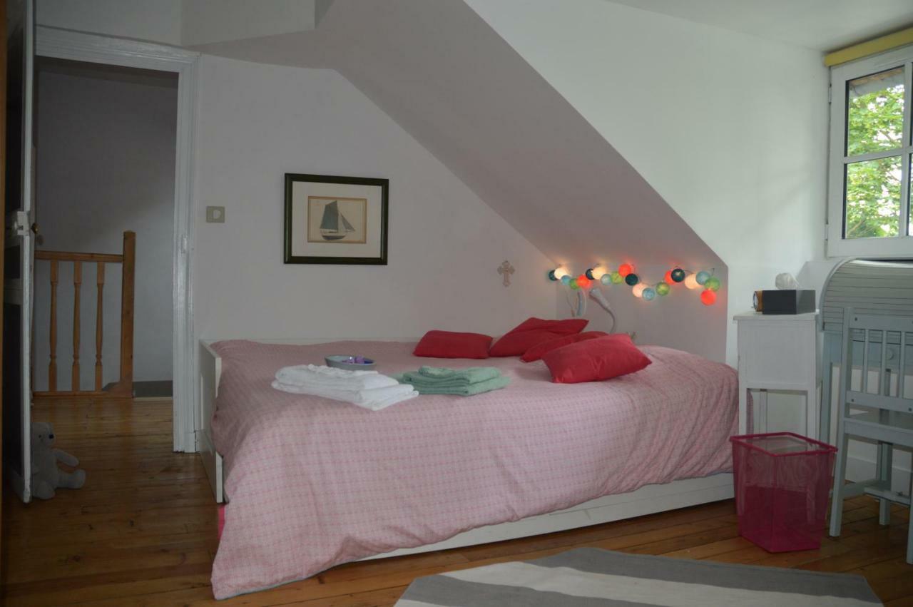 Chambre D'Hotes Les Ecuries เลอม็องส์ ภายนอก รูปภาพ