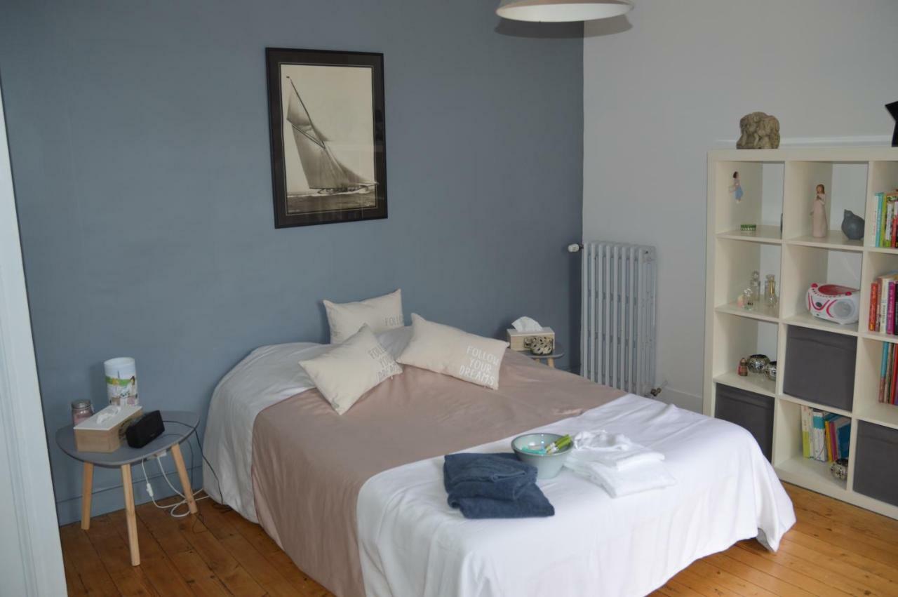 Chambre D'Hotes Les Ecuries เลอม็องส์ ภายนอก รูปภาพ