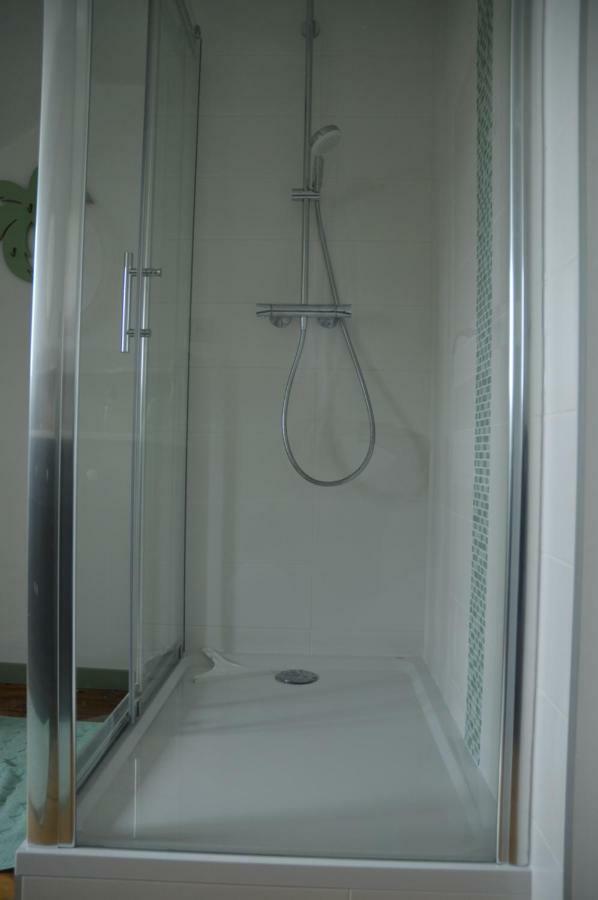 Chambre D'Hotes Les Ecuries เลอม็องส์ ภายนอก รูปภาพ
