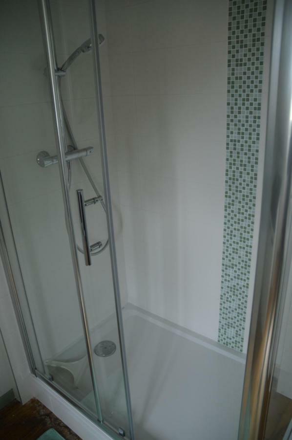 Chambre D'Hotes Les Ecuries เลอม็องส์ ภายนอก รูปภาพ