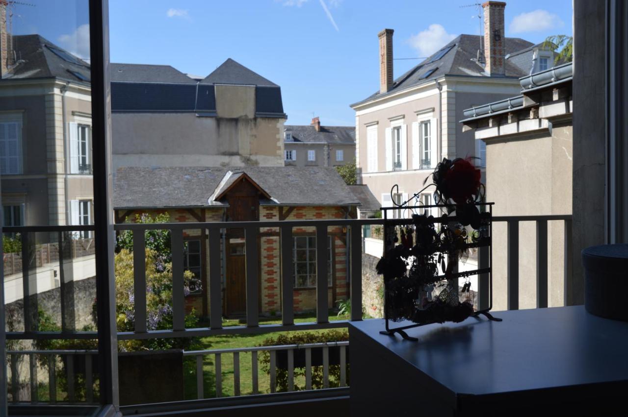 Chambre D'Hotes Les Ecuries เลอม็องส์ ภายนอก รูปภาพ